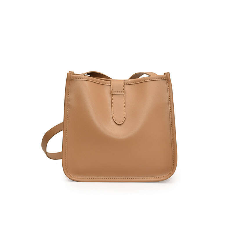 Large capacity women's 2024 autumn winter new fashion and western-style crossbody bag, high-end feel handbag, shoulder bucket bag