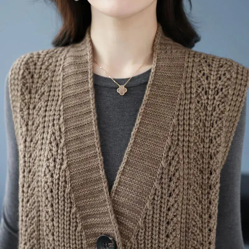 Autumn Winter Women Clothing Sweater Vests Coats Solid Vneck Pocket Sleeveless Fashion Casual Long Knitted Cardigan Tops 241220