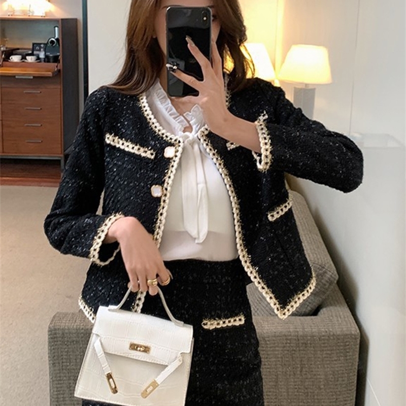 Spring Womens Black Coarse Felt Retro 2piece Set Short Coat Top Jacket and Mini Skiing Cream 241211