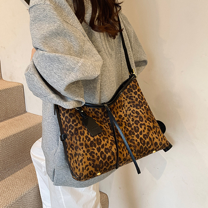 Tote Bags for Women PU Leather Tote Purses Handbags Medium Top Handle Satchel Business Commuting Leisure Large Bucket Bag Tote Bag