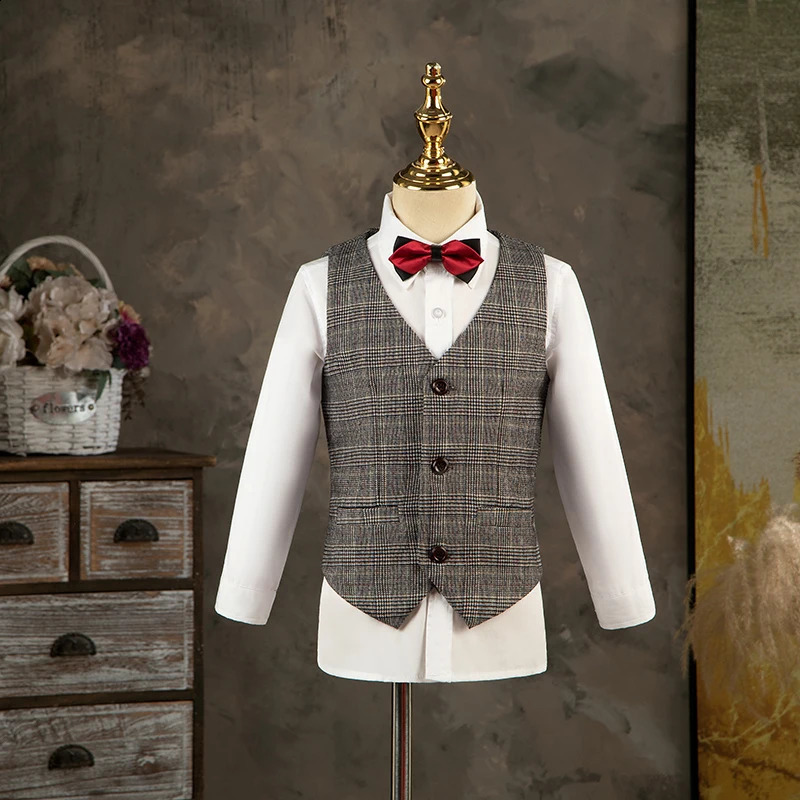 Childrens Formal Classic Palid Suit Set Boy Gentleman Catwalk Birthday Host Piano Performance Costume Kids Jacket Vest Pants 241223