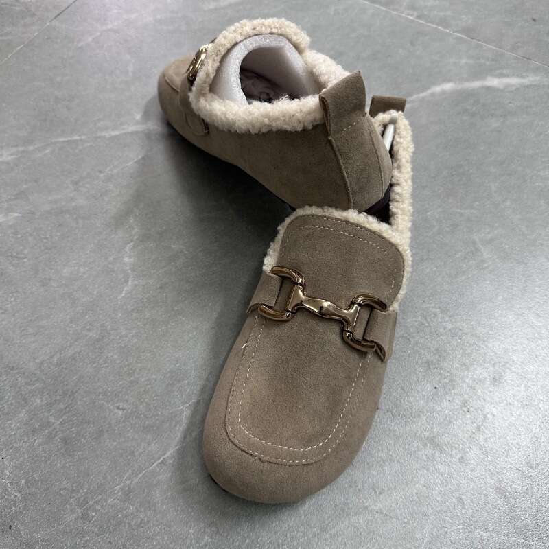 2024 New Autumn And Winter Maternity Shoes, One Foot Women's With Velvet Bean Soft Sole Boken Shoes All Inclusive