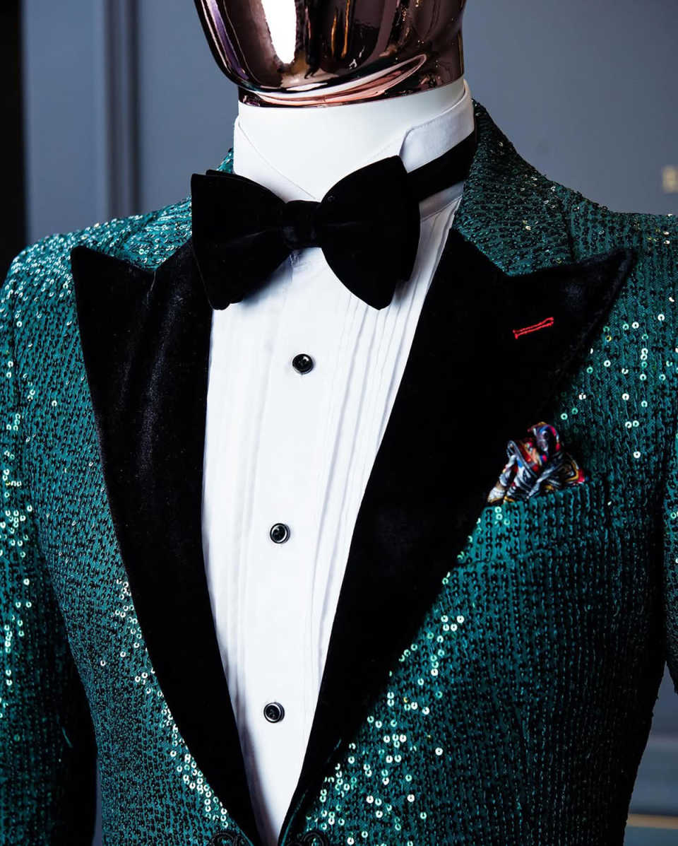 Bling Wedding Tuxedos Sequins 1 Piece Set Coat Peaked Lapel Men Suits Sparkly One Button Groom Wear Party Event Customized