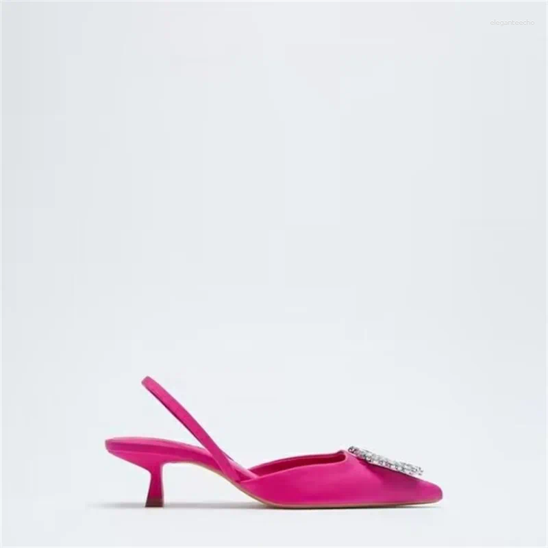 2025 S Fashion Designer Sandals Women Shoes Pointed Toe Shallow Low Heels Back Atos De Mujer