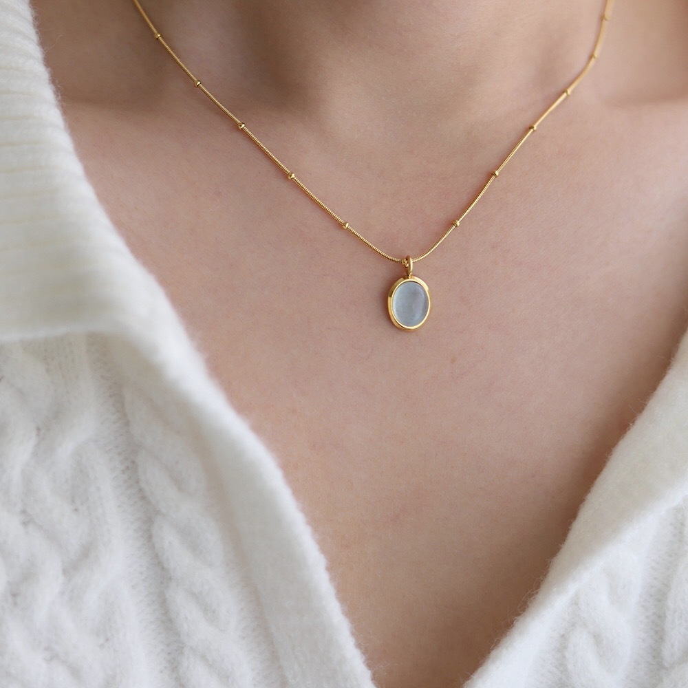 Luxury Oval Aquamarine Pendant Necklaces Women Titanium Steel Plating 18K Gold Clavicle Choker Temperament Female Jewelry Gifts