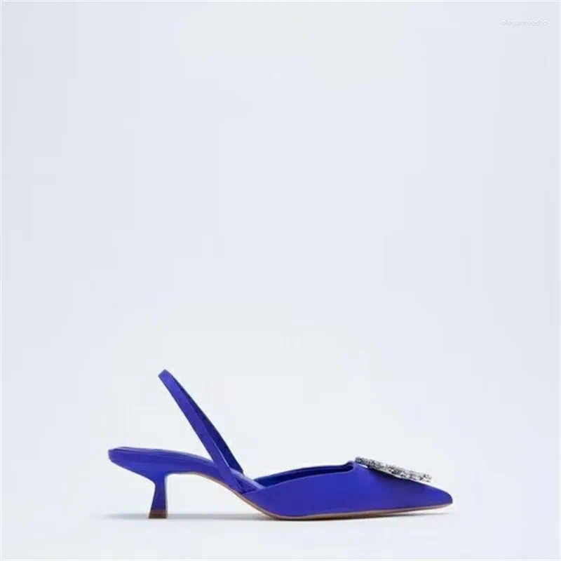 2025 S Fashion Designer Sandals Women Shoes Pointed Toe Shallow Low Heels Back Atos De Mujer
