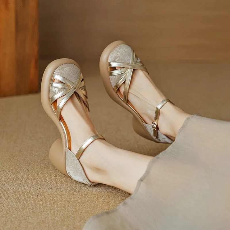 Chinese Style Thick High Heels and A of 2024 Summer Hollow Thin Strap Soft Sole Roman Waterproof Platform Sandals 241213