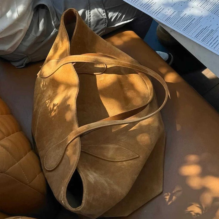 New High Quality Top Layer Cowhide Frosted Suede Single Shoulder With Bucket Shape,Simple And Versatile Women's Bag