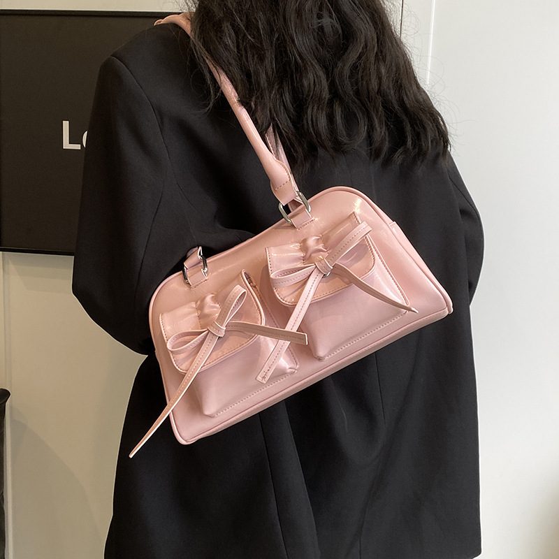 Fashion Designer Women s Handbag 2025 New Single Shoulder Women s Flip Square Simple Versatile Black Crossbody Bag Bow Underarm Bag Outdoor Leisure St