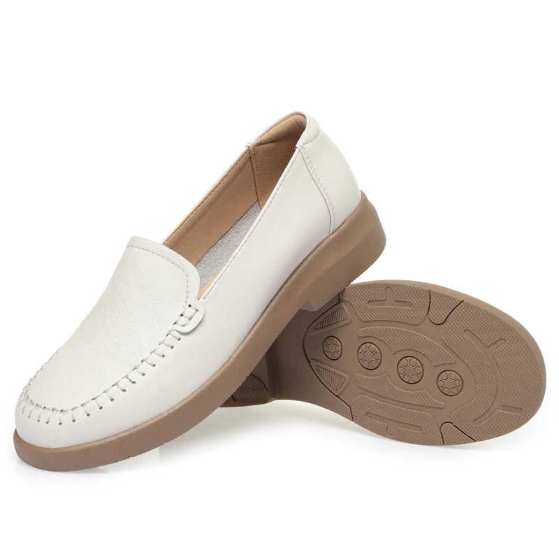 AIYUQI Women Loafers Spring Genuine Leather Cut-out Women Casual Round Toe Large Size Mom Shoes Women