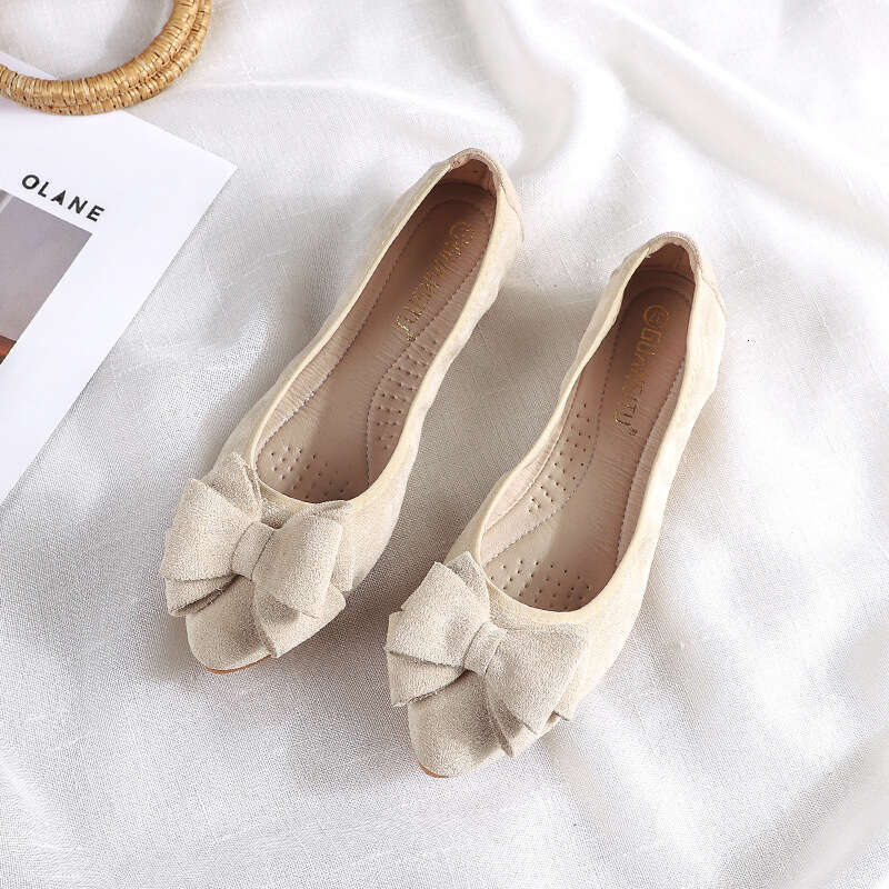 Old Beijing Cloth Flat Bottomed Bean Single Butterfly Bow Light Mouth Apricot Work Women's Maternity Shoes