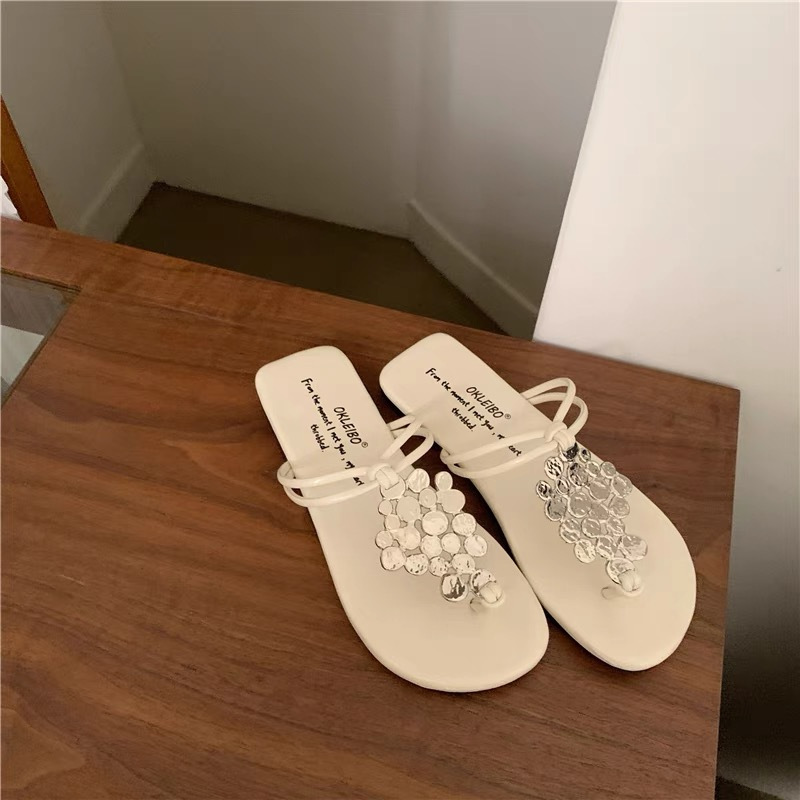 New free shipping designer slippers for womens flat slippers brown beige black sliver Outdoor beach slippers
