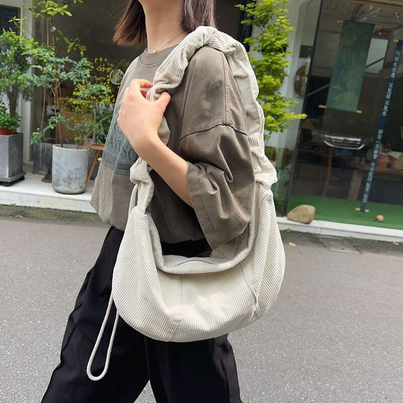 Women's Large Capacity Spring/Summer New Style Single Shoulder Tote Versatile Retro Crossbody Women's Bag Ins Trend Light