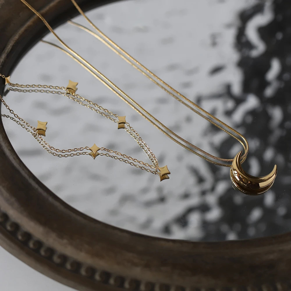 MODAGIRL Minimalist Snake Chain with Crescent Moon Charm 18K Gold Plated Stainless Steel Necklace for Girlfriend Holiday Gift 241220