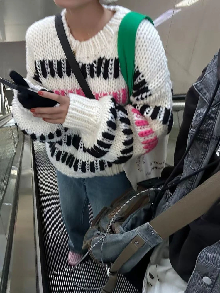 Women Multi Color Striped Thick Casual Round-neck Sweater 2024 Winter Niche Chunky Jumper Knit Top 241223