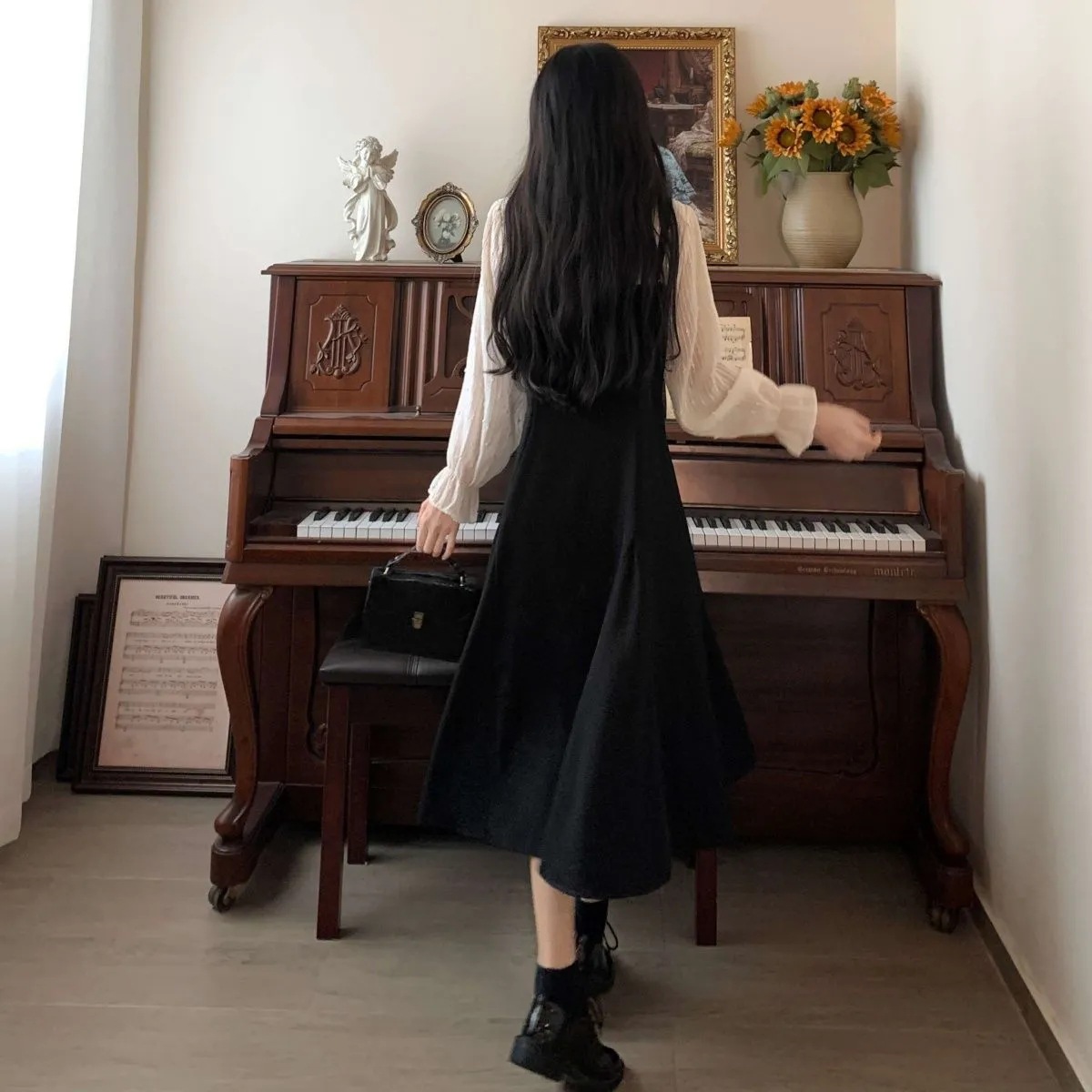 G1912 dress autumn and winter new French style fake two-piece bottoming skirt retro design little black skirt