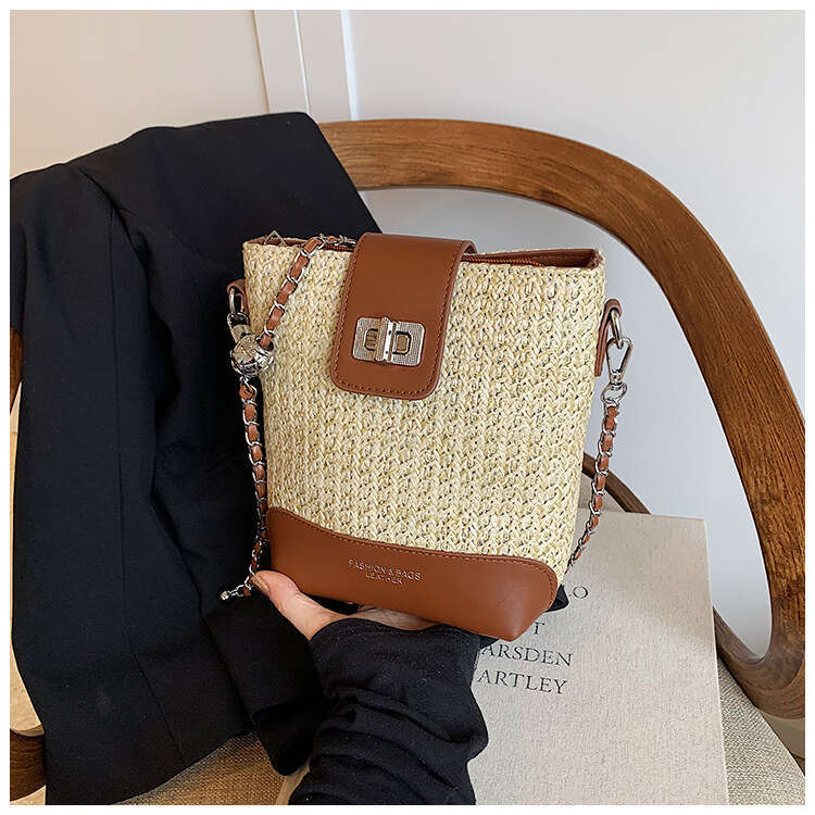 This year's popular straw bucket for women 2024 new fashionable summer rainbow woven crossbody phone bag