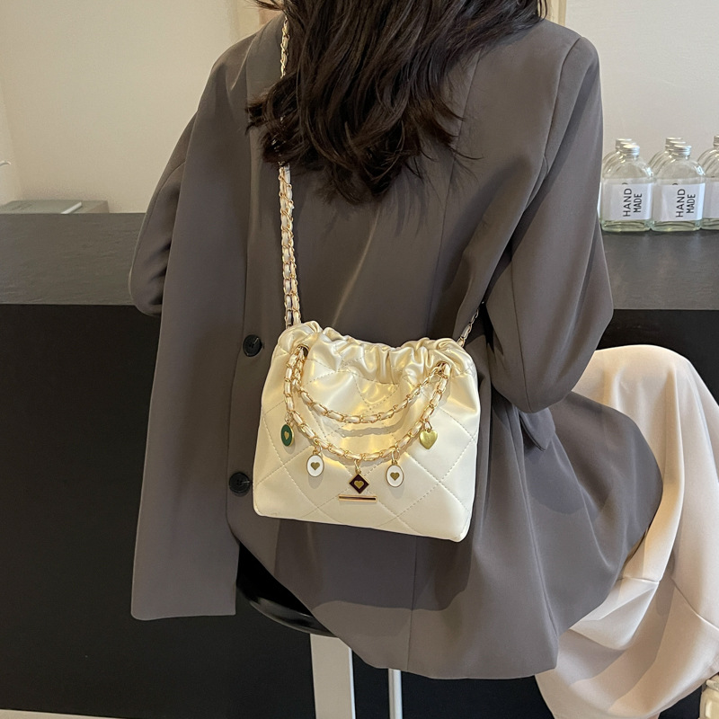 Free shipping new Single Shoulder Bags Women tote Square bag chain Diamond grid water bucket crossbody bag