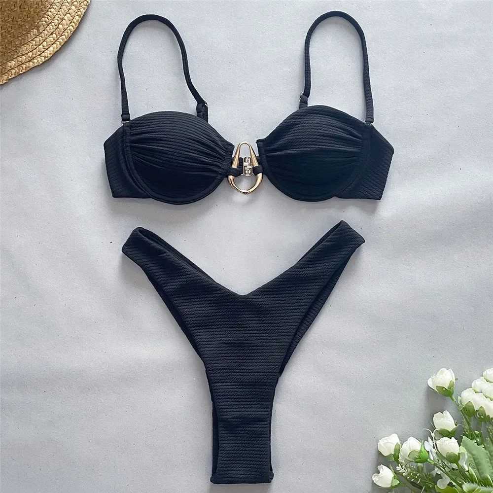 Sexy Red Push Up Bikini 2024 Women Swimwear Wrinkled Underwired Swimsuit High Cut Bathing Suit Metal Ring Bikinis Set BiquinisXJ241223