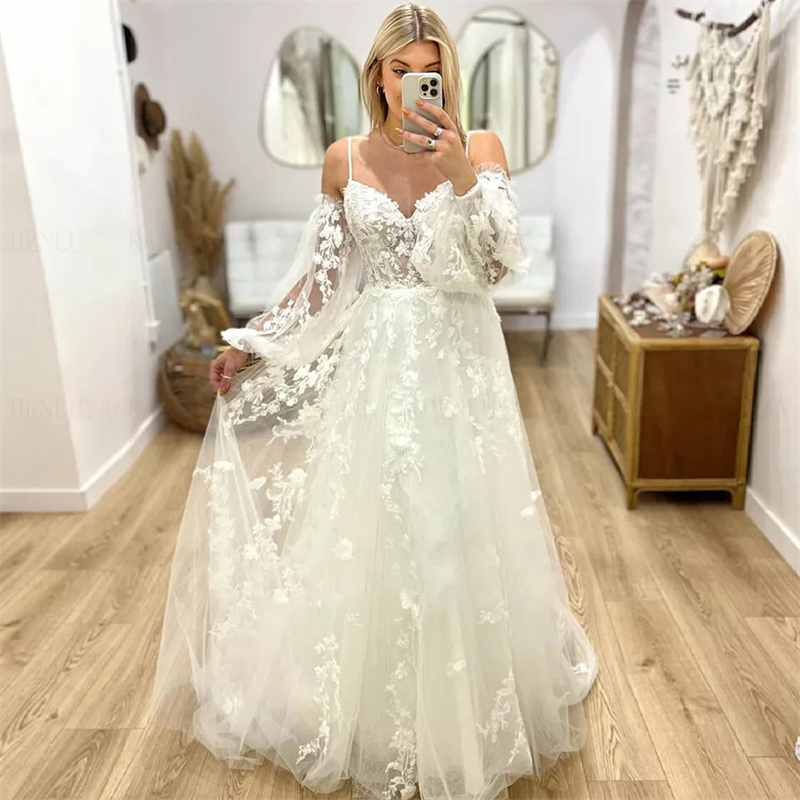 Gorgeous Boho Lace Wedding Dresses Spaghetti Straps Long Sleeve Lace Country Tulle Bridal Gowns Celtic A Line Robe De Mariage 2025 Vestio De Novias Bo