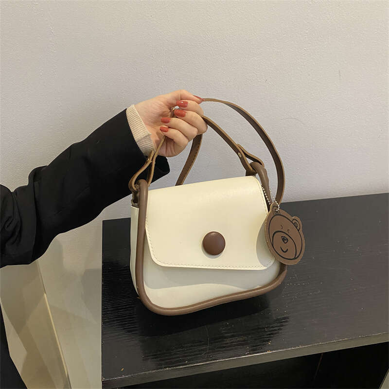 Popular Solid Color Retro Bag, New Year's Trendy Fashion, One Shoulder Simple Crossbody Casual Commuting Saddle Bag