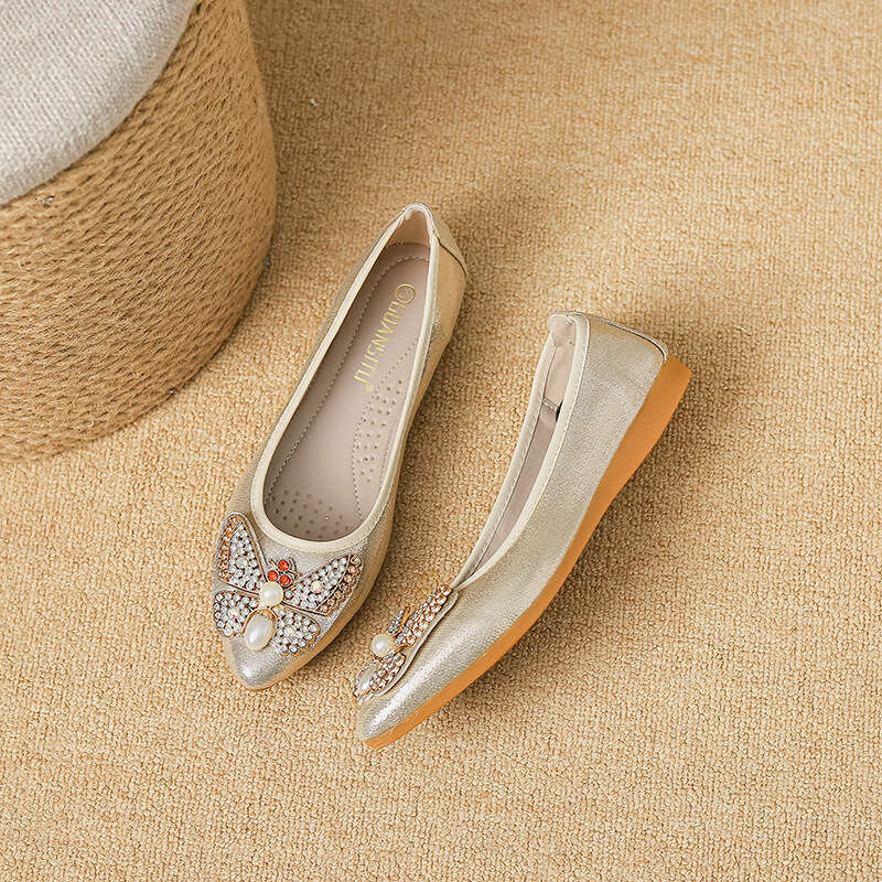 Dou Female Spring Autumn Internet Celebrity, New Pearl Work Flat Bottom Single Shoes, Large Butterfly Water Diamond Driving And Dancing Shoes