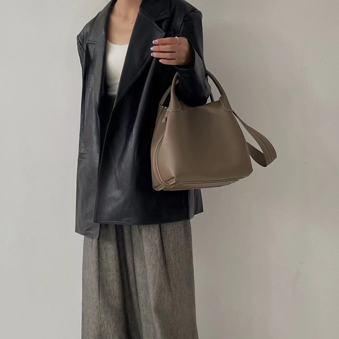 New Brand Cowhide Canvas Large Capacity Bucket Leather Basket Bag Crossbody Purses And Handbags
