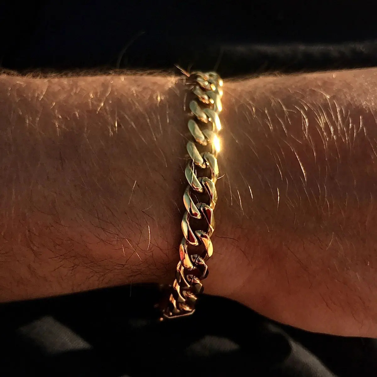 Stainless Steel Cuban Chain Bracelets for MenSilver Gold Black Color Miami Curb Link Chain WristbandClassic Punk Jewelry 241214