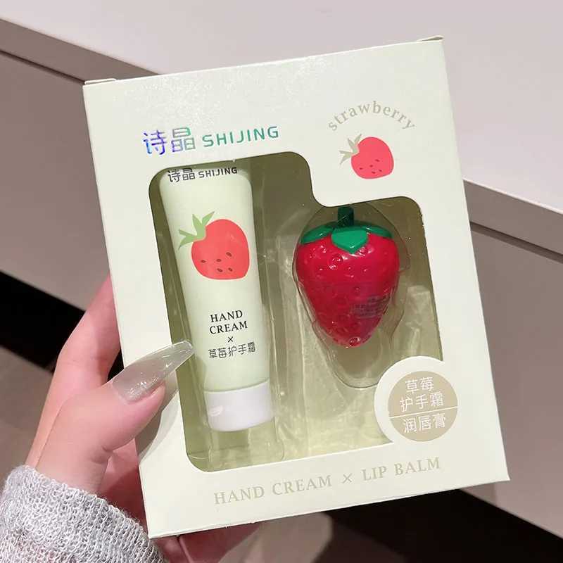 Moisturizing Lip Balm Hand Cream Set Peach Strawberry Nut Winter Defense Against Chapping Cracking Soothing Repair Fine LineXJ241223