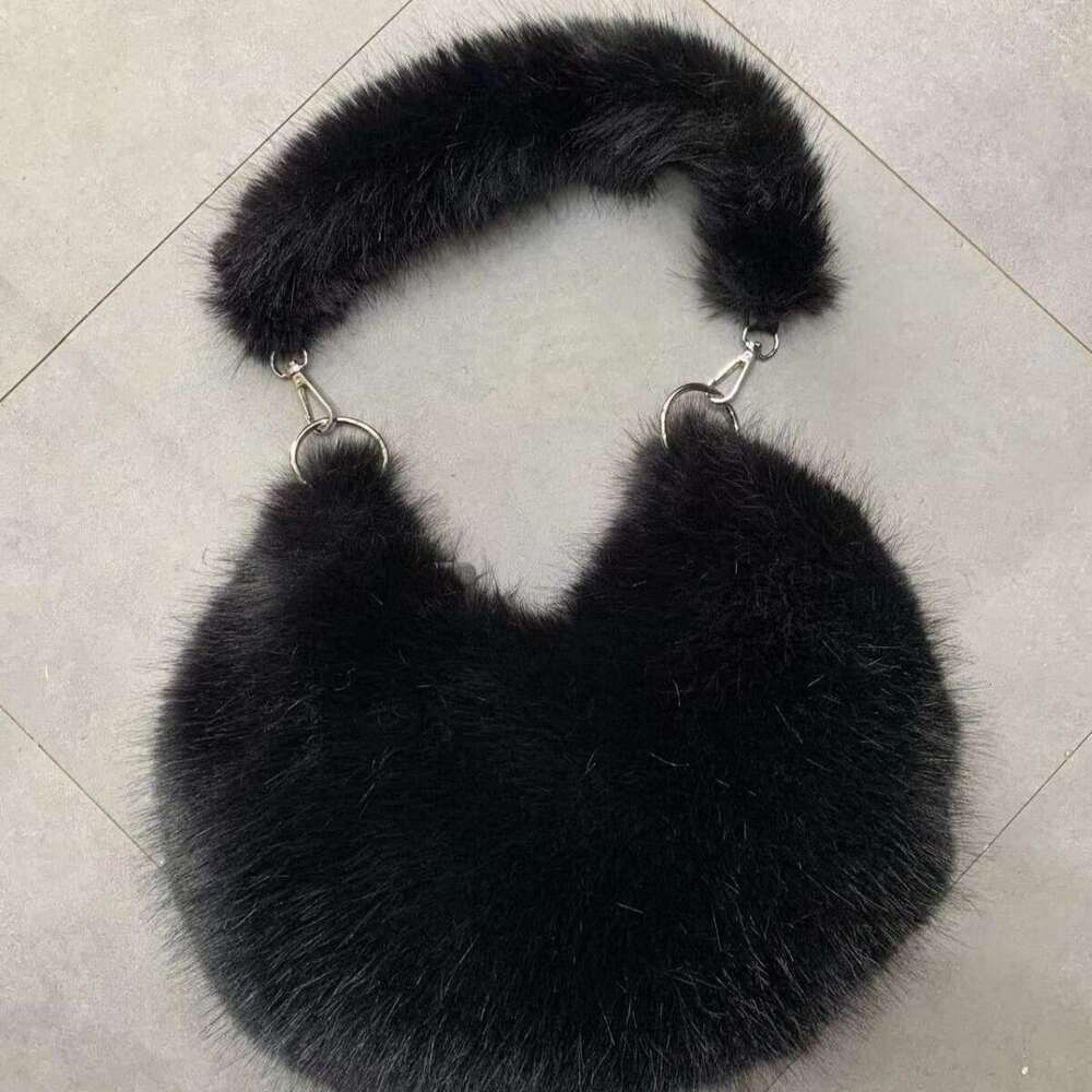 New imitation fox fur plush Korean version design niche versatile new zipper large capacity crossbody shoulder bag
