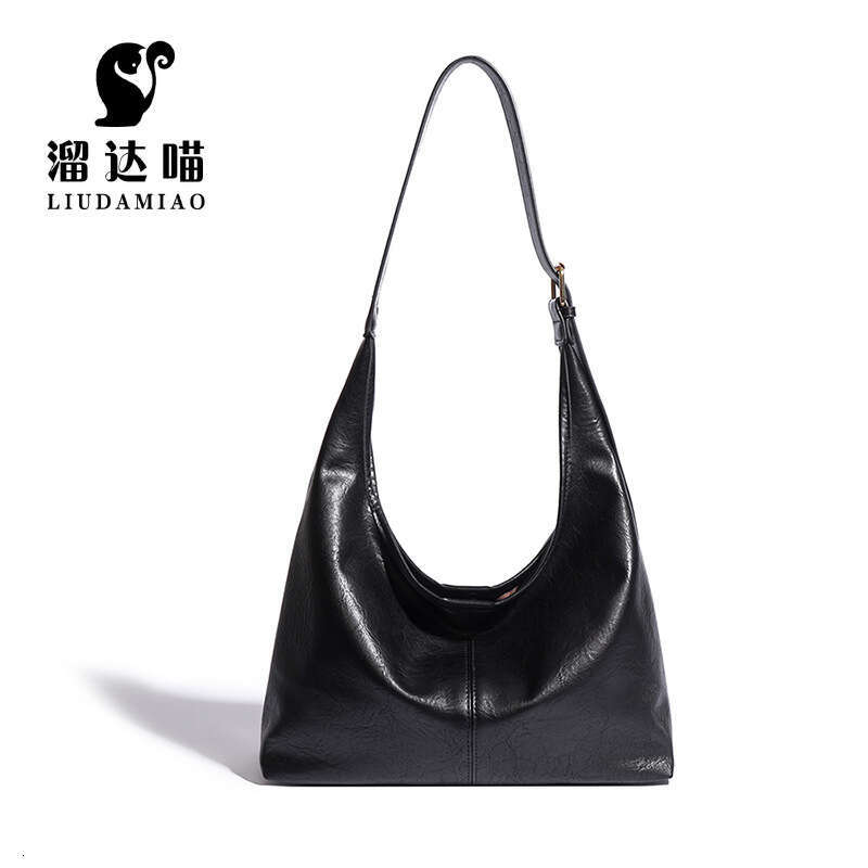 Winter New Fashion Trend Large Capacity Tote Retro Casual Shoulder Trendy Commuting Bag
