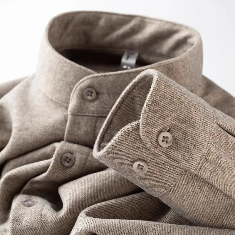 Men Long Sleeve Shirt Stand Collar Brown Shirt Autumn And Winter Warm Thick Zhongshan Collar Flannel Shirt 241223