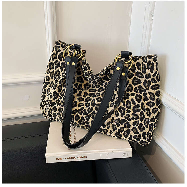 Autumn And Winter Large Capacity New Women's Ins Crossbody Leopard Print Shoulder Tote Bag