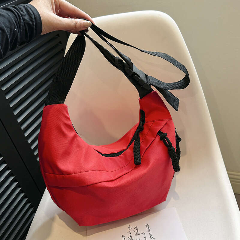 Fashionable Commuting Large Capacity Single Shoulder Crossbody Women's New Casual Fashion Tote Bag, Korean Version Armpit Bag
