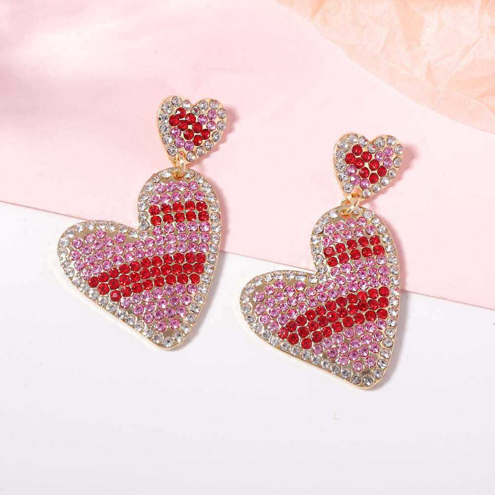 Fashionable and romantic Valentine's Day temperament, ladies' love full dia earrings, personalized hot selg niche style