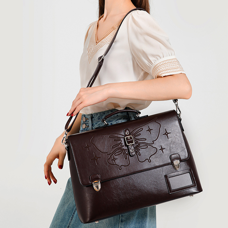 Vintage Cowhide Women's Backpack Large Capacity Genuine Leather Women Shoulder Bags College Style School Female Tote Bag