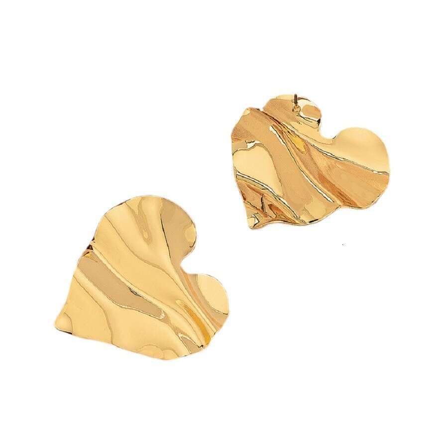 Small niche fashion design irregular classic exquisite temperament street shot heart-shaped women's earrings