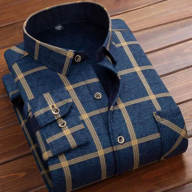 Autumn and Winter Mens Fashion Casual Plaid Long-Sleeved Shirt Mens Plus Fleece Thickened Warm High-Quality Shirt 241223