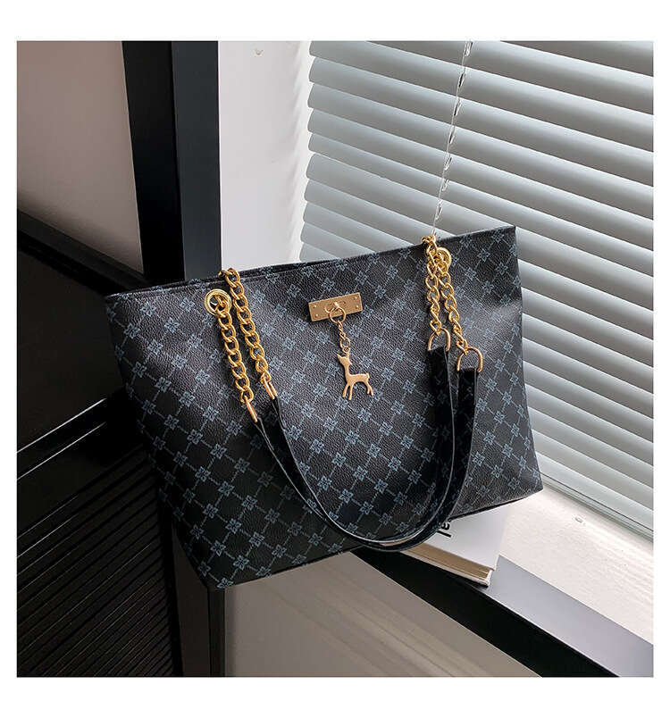 Large Capacity New Women's Fashionable Commuting Retro Chain Carrying Shoulder Bag, Printed Tote Bag
