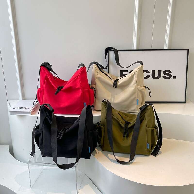 High-end Solid Color Casual Large Capacity Shoulder Bag, Versatile Crossbody For Commuting, Unisex Trendy Bag