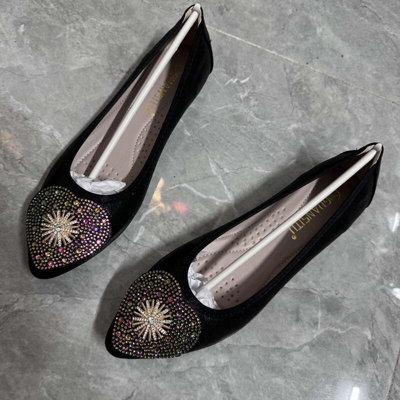 French Temperament Rhinestone Pointed Flat For Women In Spring And Autumn, New Black Professional Shallow Mouth Daily Soft Sole Work Shoes