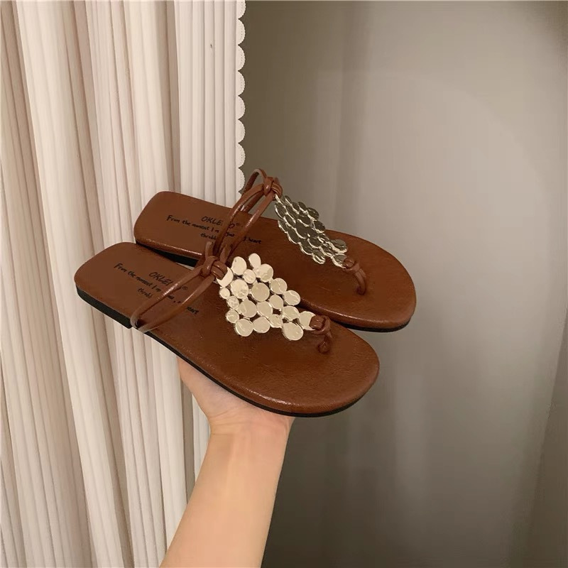 New free shipping designer slippers for womens flat slippers brown beige black sliver Outdoor beach slippers