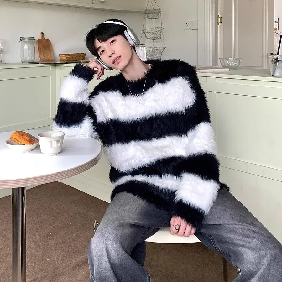 American Retro Color Block Striped Fluffy Knit Sweater Loose Overhead Round Neck Pullover For Men And Women Casual Couples Clot 241223