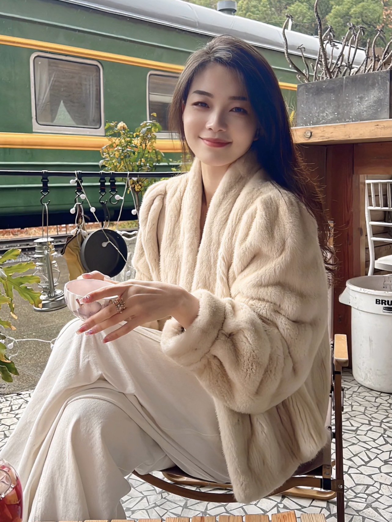 2024 New Mink Inspired Eco-Friendly V-Neck, Youthful And Slimming Style, Vintage Fur Jacket For Women In Winter