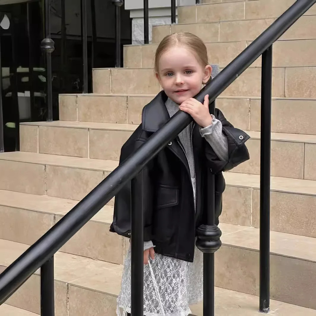 Coat Girl Advanced Feeling Girl Causal Fashion Korean Short Leather Jacket Loose Simple Turn Down Collar 241223