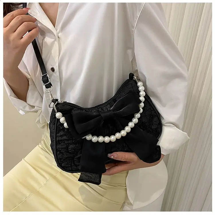 Fashion Pearl Chains Female Shoulder Messenger Bag Sweet Bow Ladies Crossbody Bags Flower Pattern Women Square Handbags 241223