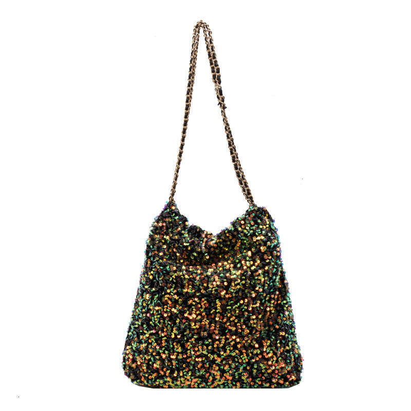 Underarm chain of niche single shoulder in 2024, high-end and fashionable foreign bag