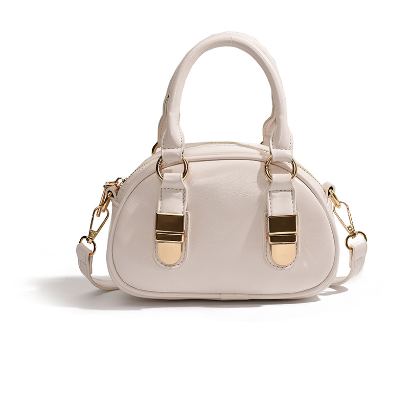 Free shipping new Single Shoulder Bag for Women black flap fashion square bag Handheld bowling shell crossbody bag