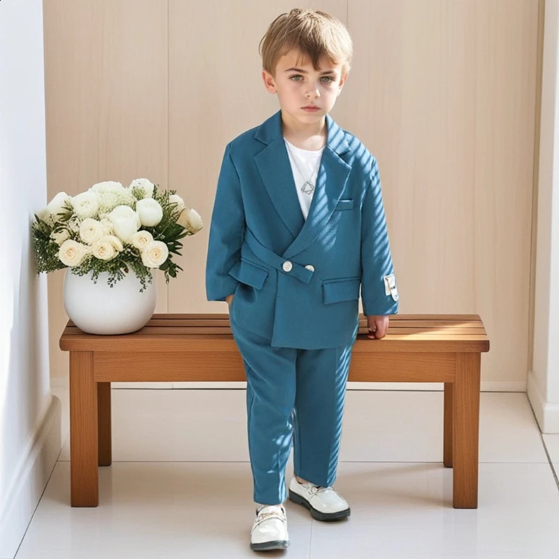 Boys Suit Fashion Design Handsome School Childrens Clothes Set Casual Blazers Pants 2pcs Page Boy Wedding Performance Costumes 241223
