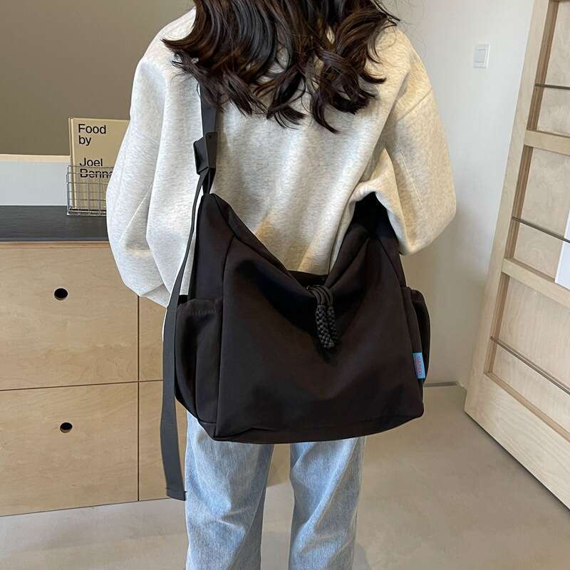 High-end Solid Color Casual Large Capacity Shoulder Bag, Versatile Crossbody For Commuting, Unisex Trendy Bag